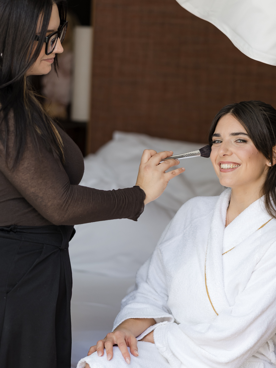 Foto di copertina di Claudia Papini Bridal Make-up Artist & Hairstylist, make-up artist a Trento