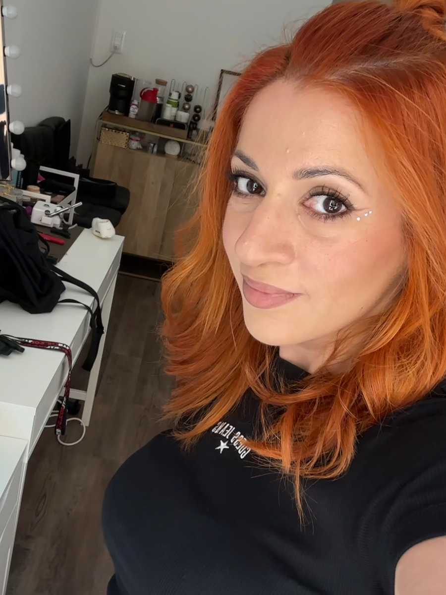 Foto di copertina di Valeria Lanza, make-up artist a Cesena